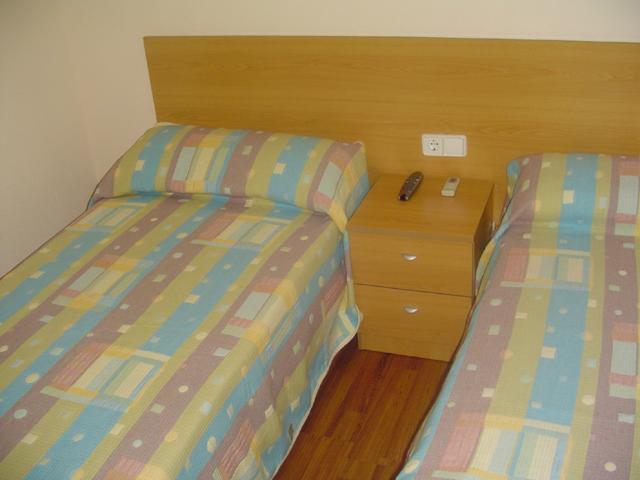 Hostal Vimar La Llosa Εξωτερικό φωτογραφία