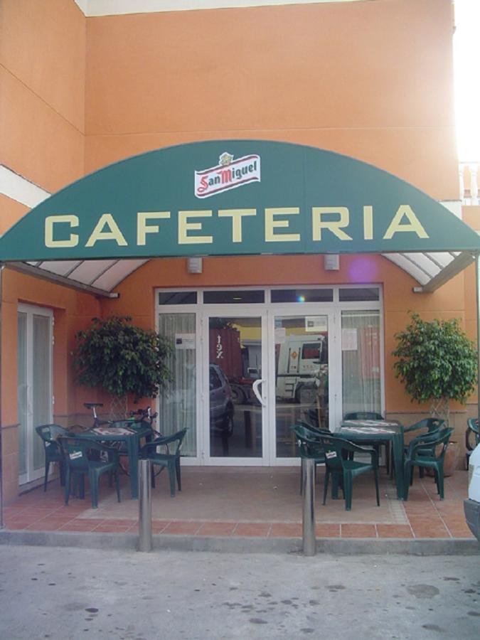 Hostal Vimar La Llosa Εξωτερικό φωτογραφία
